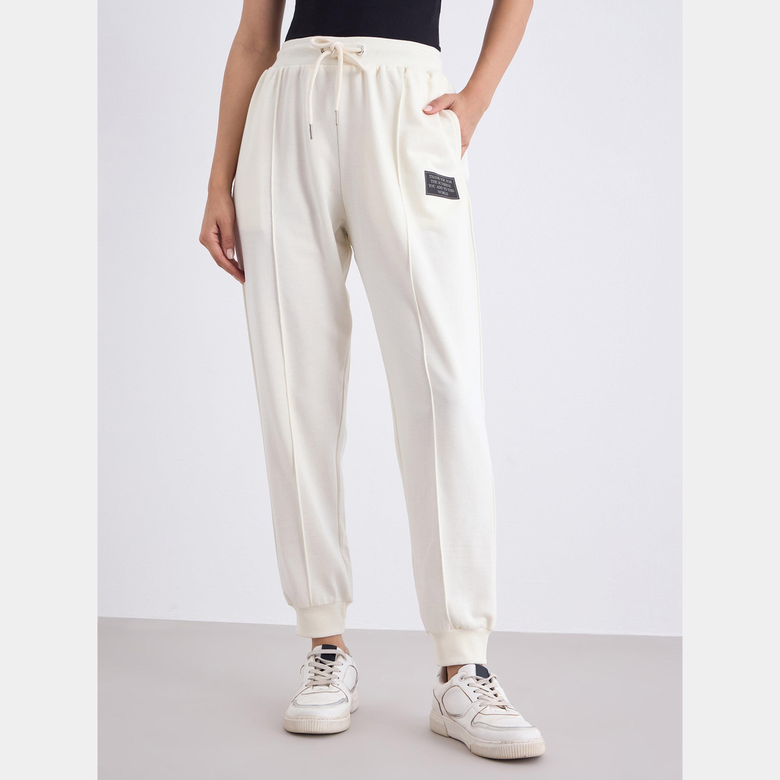 ستايلي - بنطال رياضي مريح للنساء باللون اوف وايت-women-clothing-bottoms-joggers-image-1
