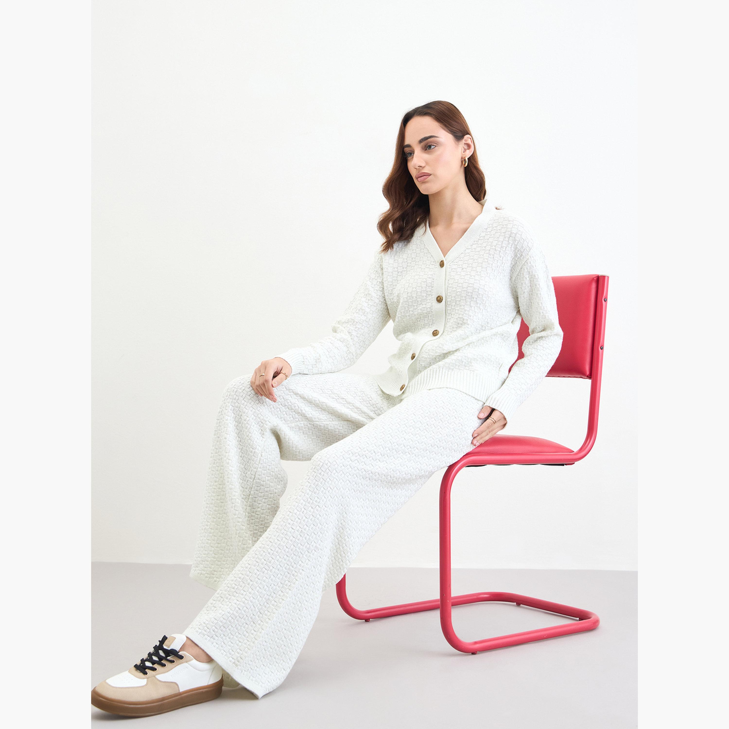 ستايلي - كارديجان وبنطال محبوكان من لوركس لون اوف وايت-women-clothing-coordsets-image-3