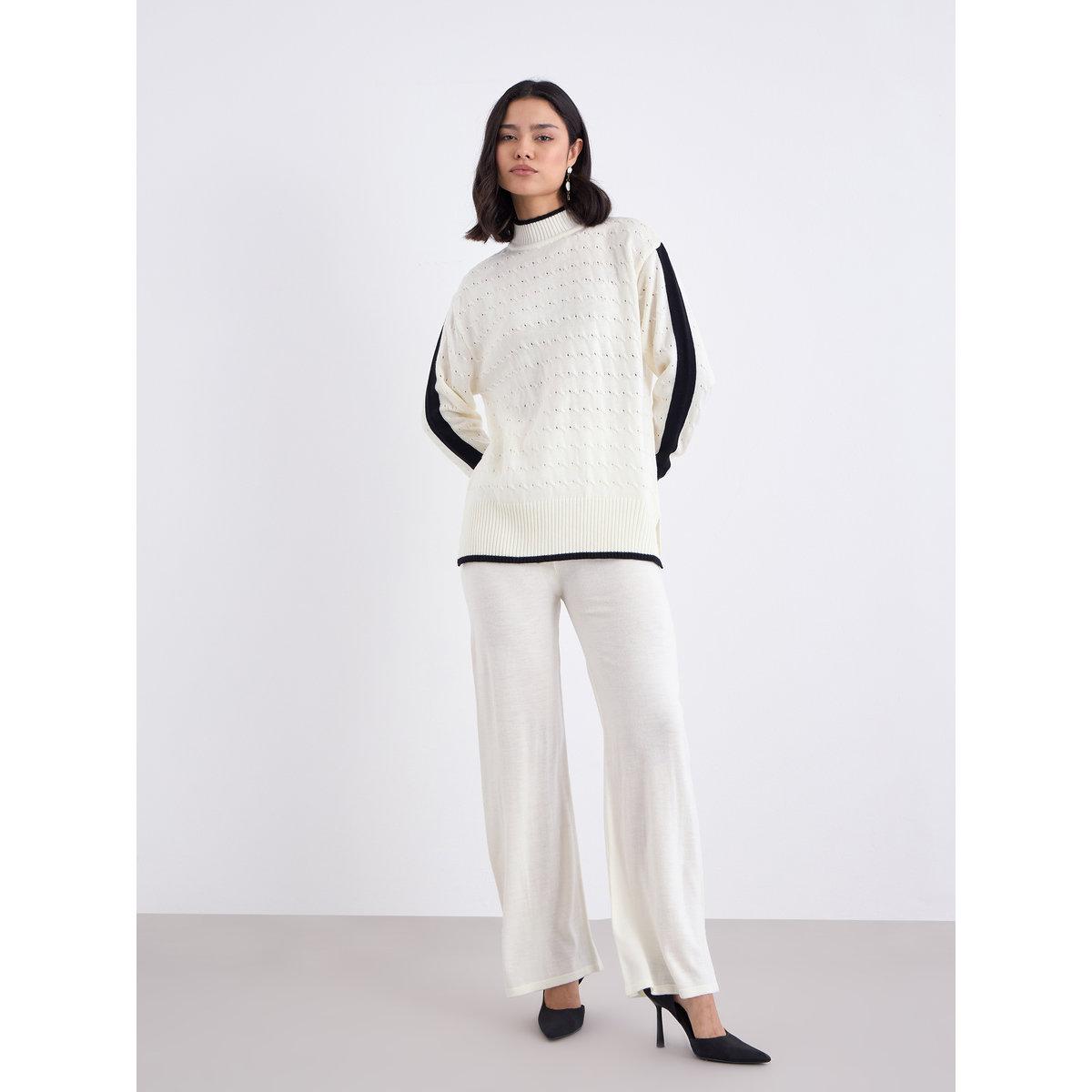 طقم منسق من بنطال وكنزة محبوكة-women-clothing-coordsets-image-2