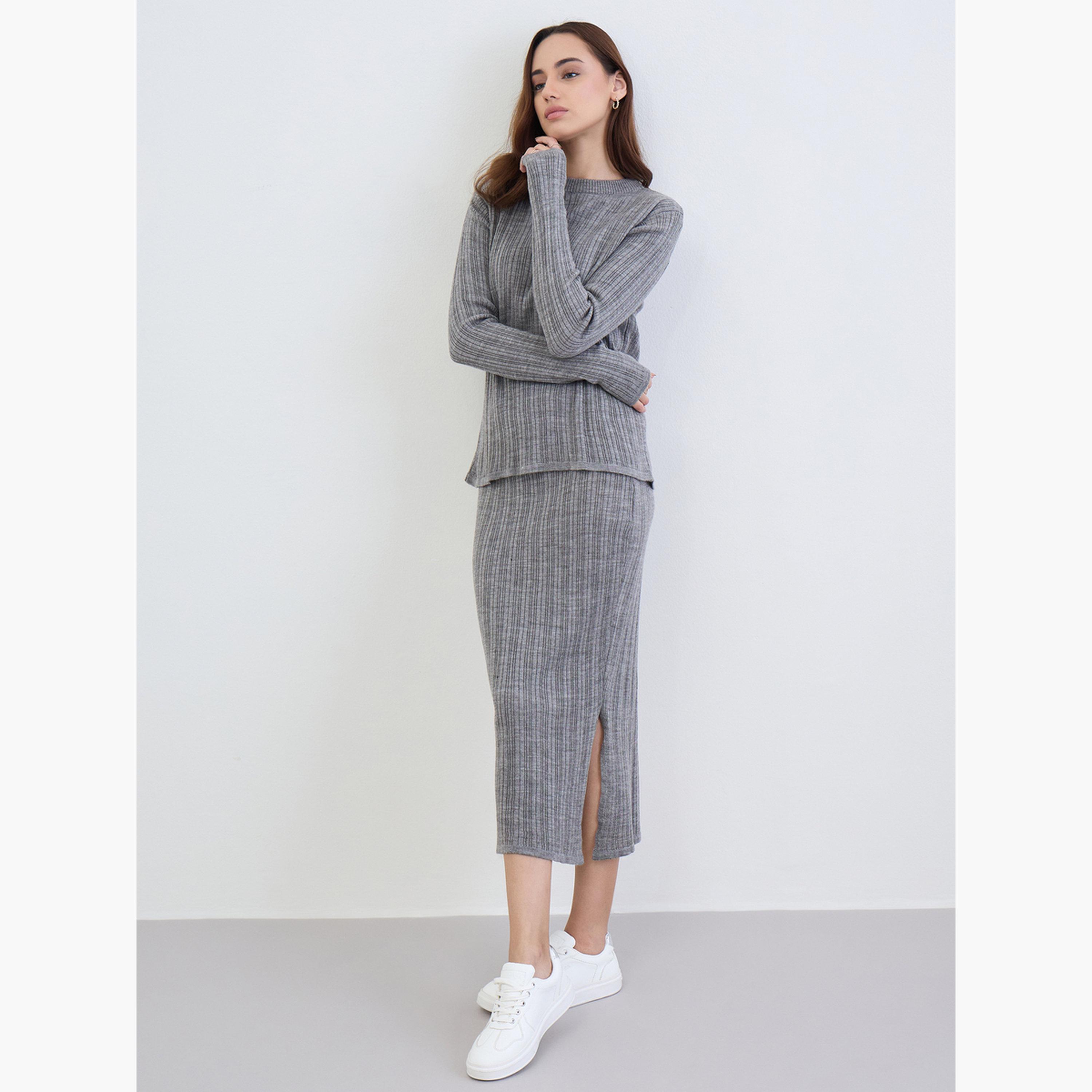 ستايلي - سترة رمادية مضلعة محبوكة وتنورة منسقة-women-clothing-coordsets-image-2