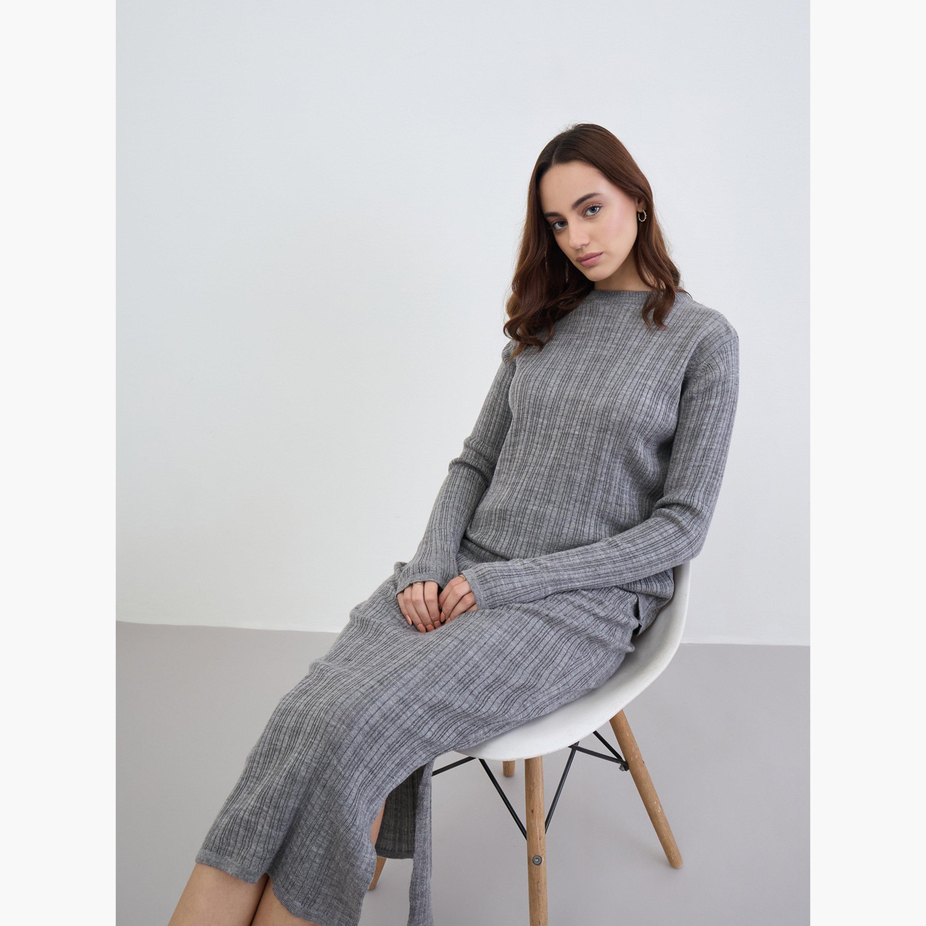 ستايلي - سترة رمادية مضلعة محبوكة وتنورة منسقة-women-clothing-coordsets-image-3