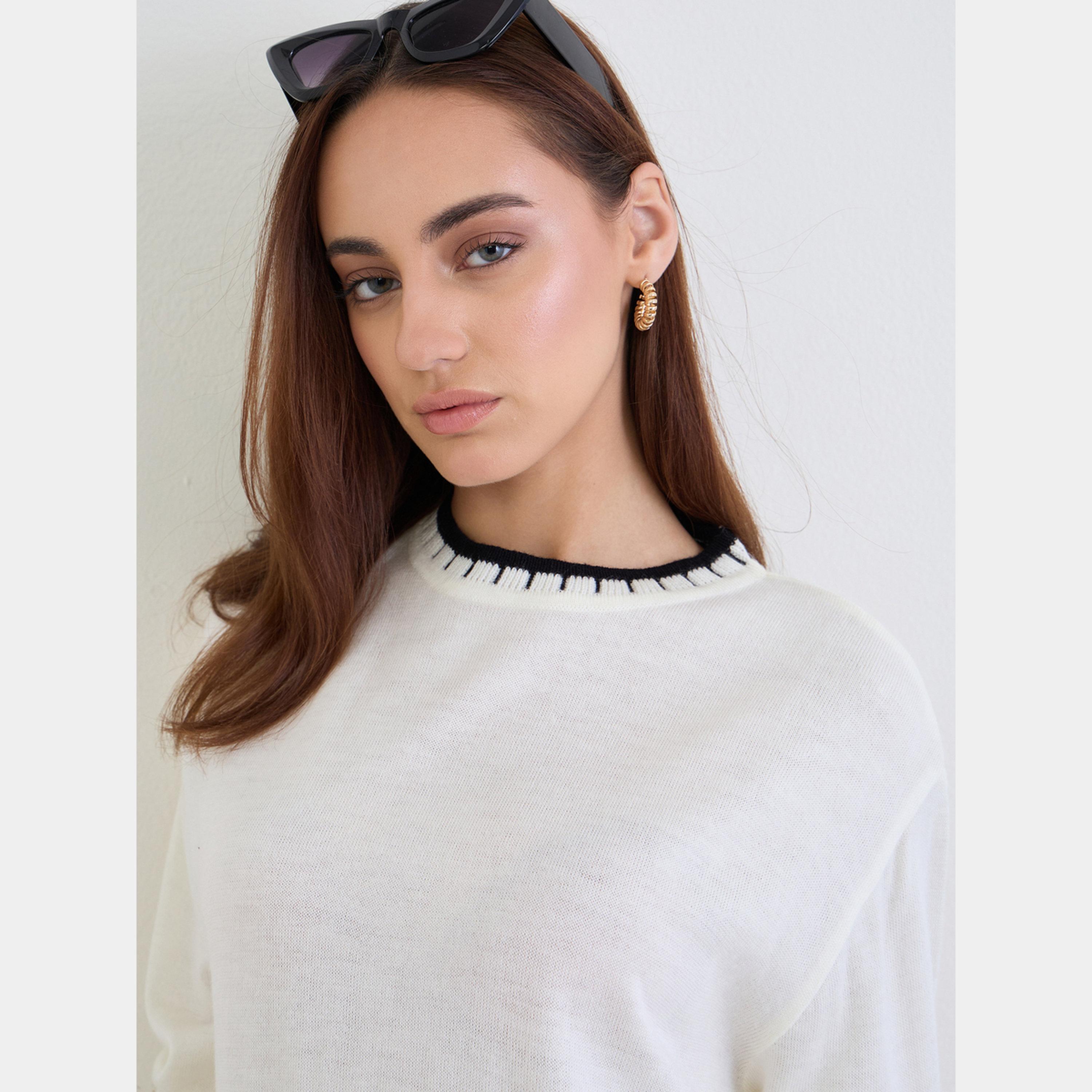 ستايلي - سترة محبوكة مع بنطال رياضي بحواف متباينة-women-clothing-coordsets-image-4