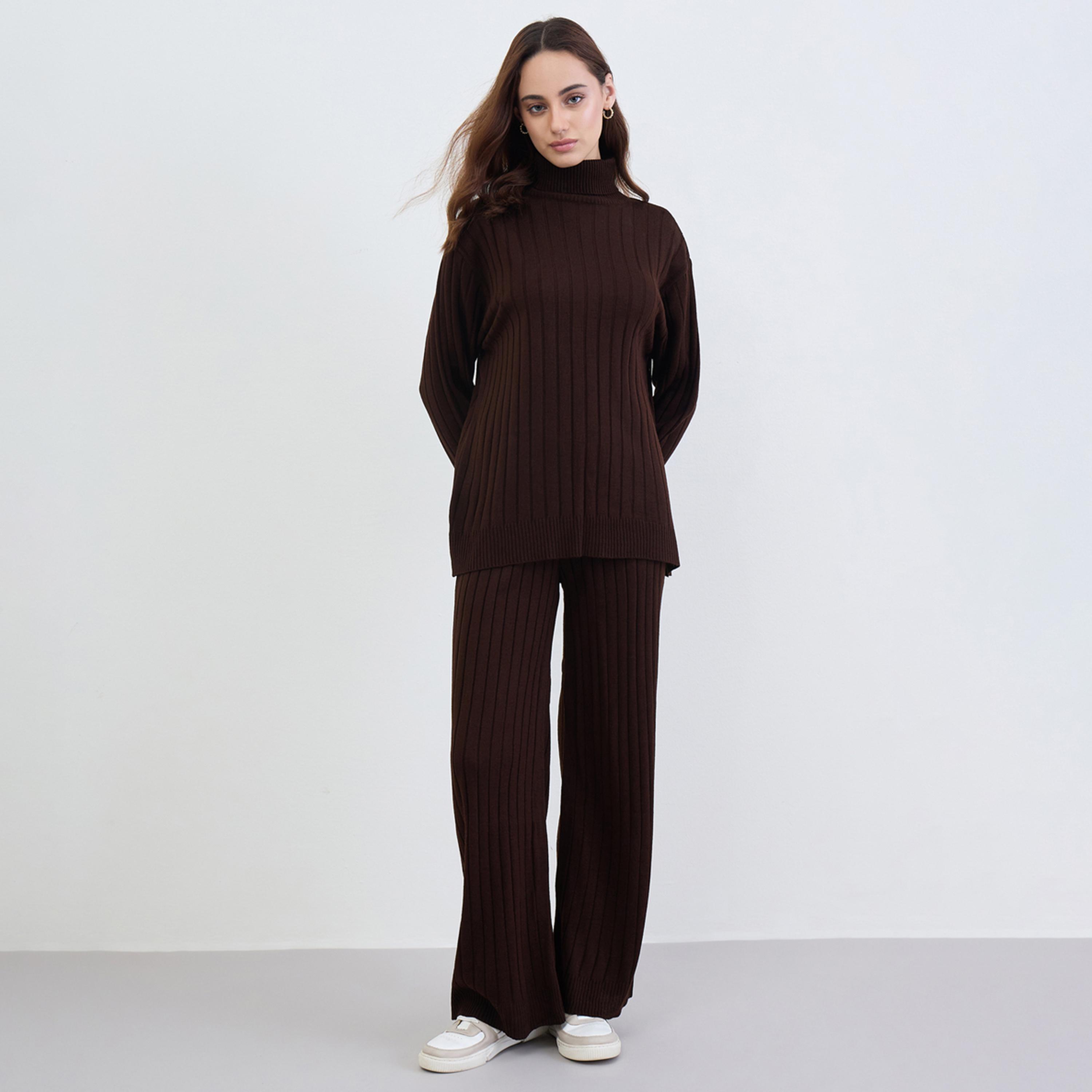 ستايلي - سترة طويلة محبوكة برقبة عالية وبنطال منسقان-women-clothing-coordsets-image-1