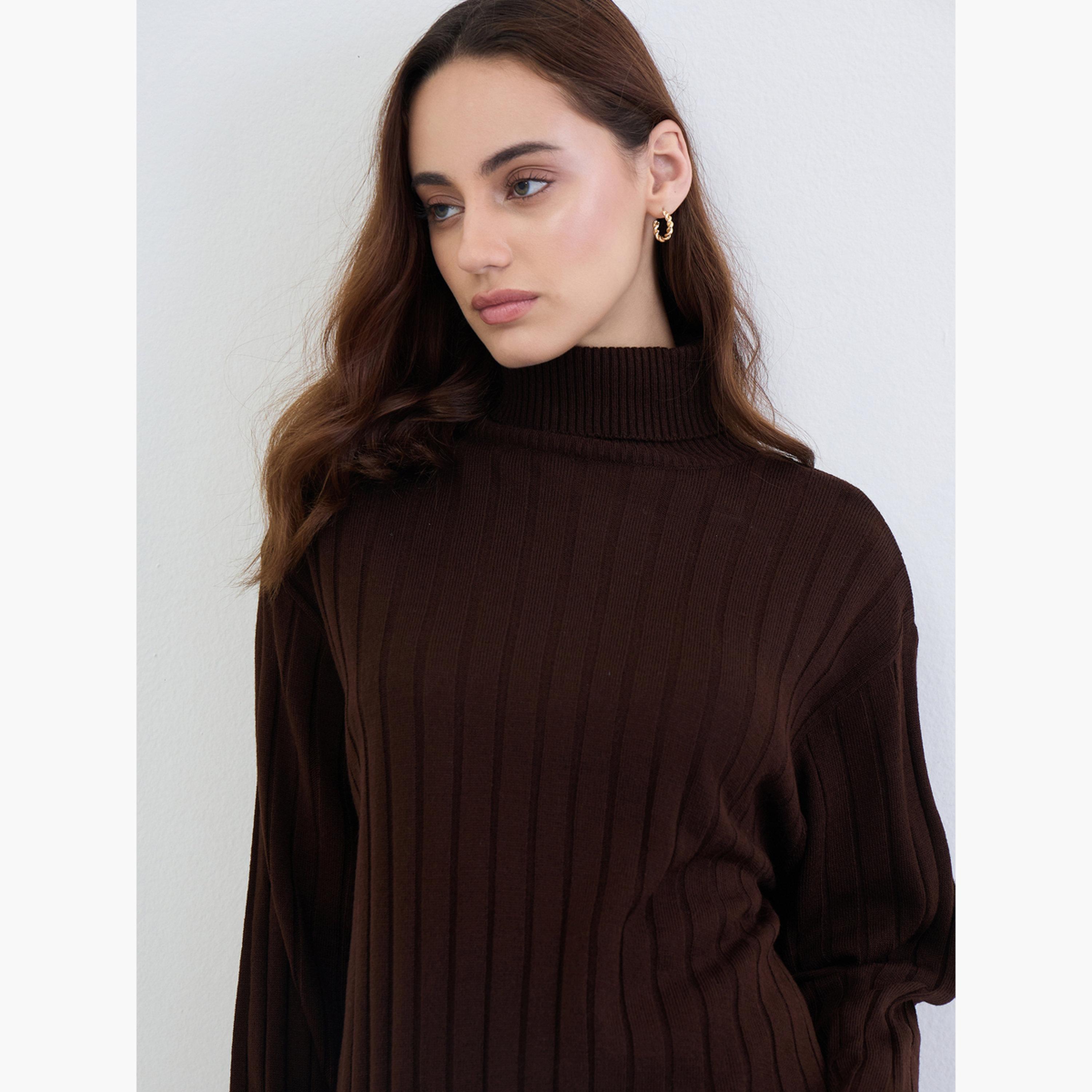 ستايلي - سترة طويلة محبوكة برقبة عالية وبنطال منسقان-women-clothing-coordsets-image-4