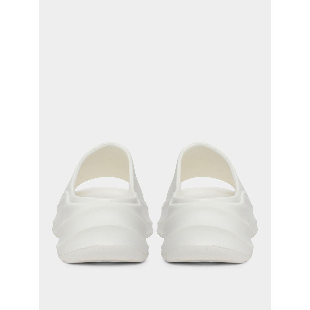 شبشب سهل الارتداء بنعل ويدج-women-shoes-flipflopsandslides-image-4