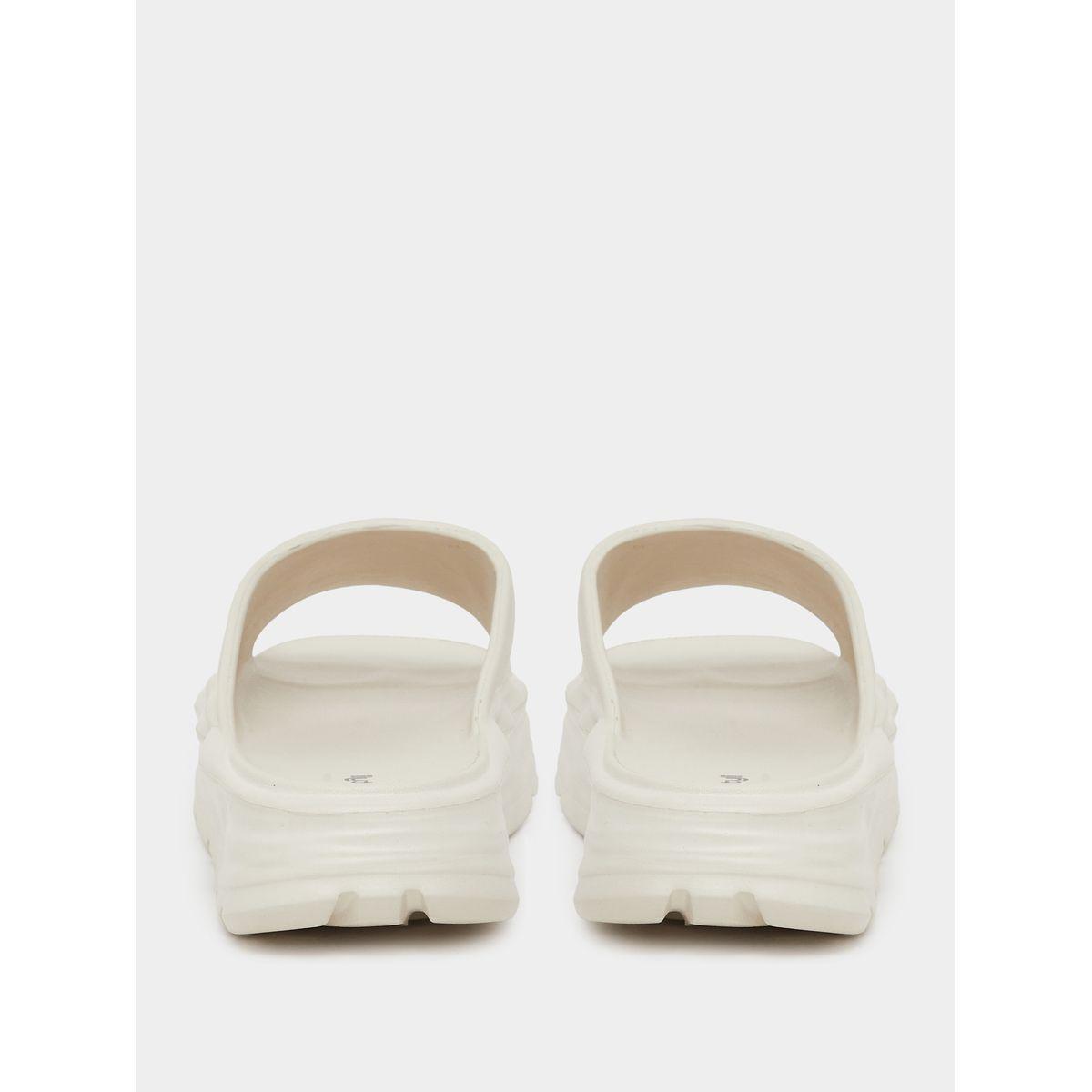 شبشب سادة سهل الارتداء-women-shoes-flipflopsandslides-image-4