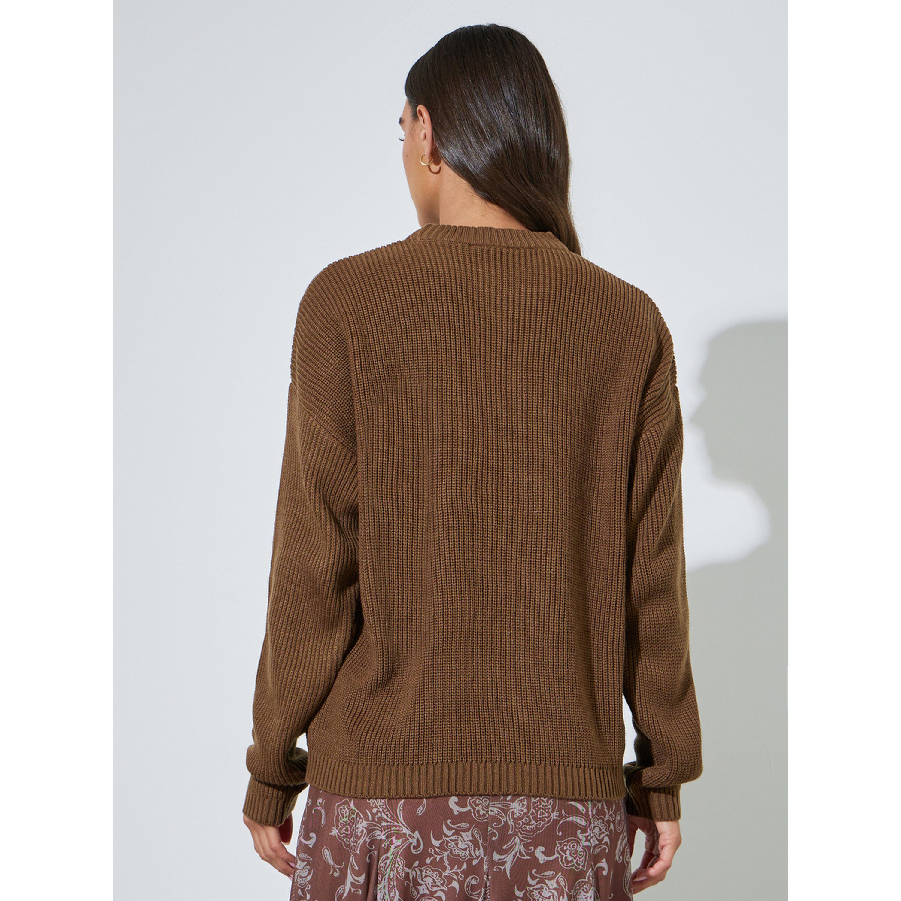 كنزة محبوكة بتصميم ضفائر وبقصة بوكسي باللون البني-women-winterwear-cardigansandjumpers-jumpers-image-3