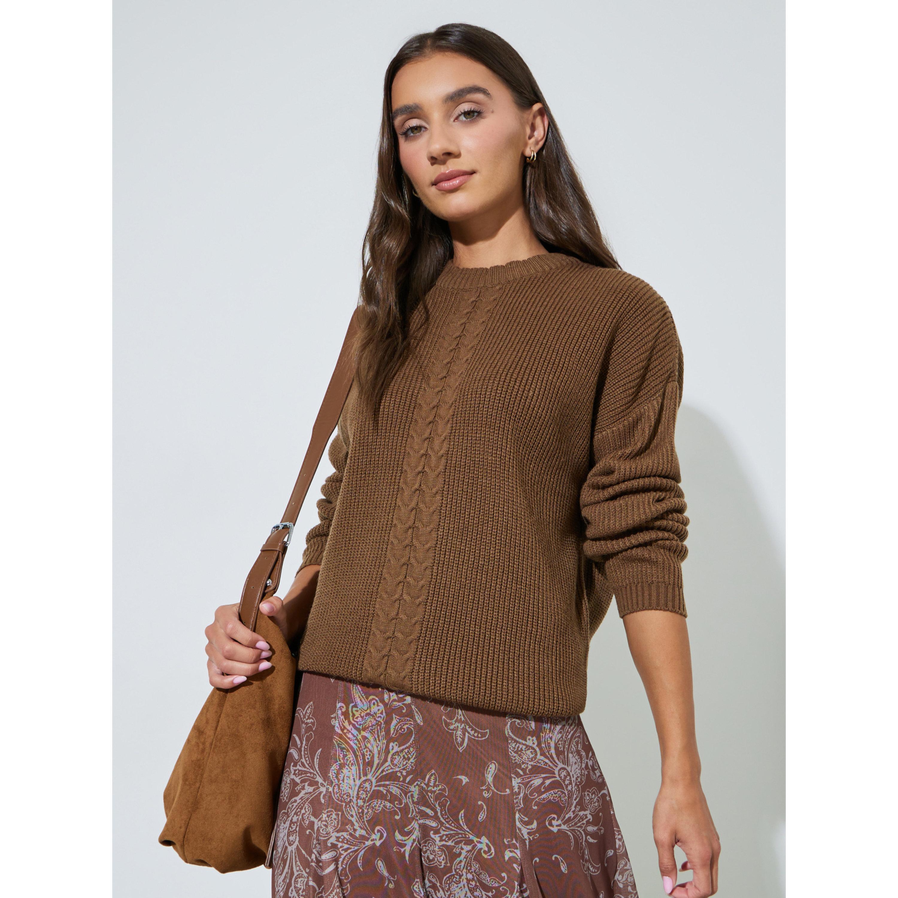 كنزة محبوكة بتصميم ضفائر وبقصة بوكسي باللون البني-women-winterwear-cardigansandjumpers-jumpers-image-4