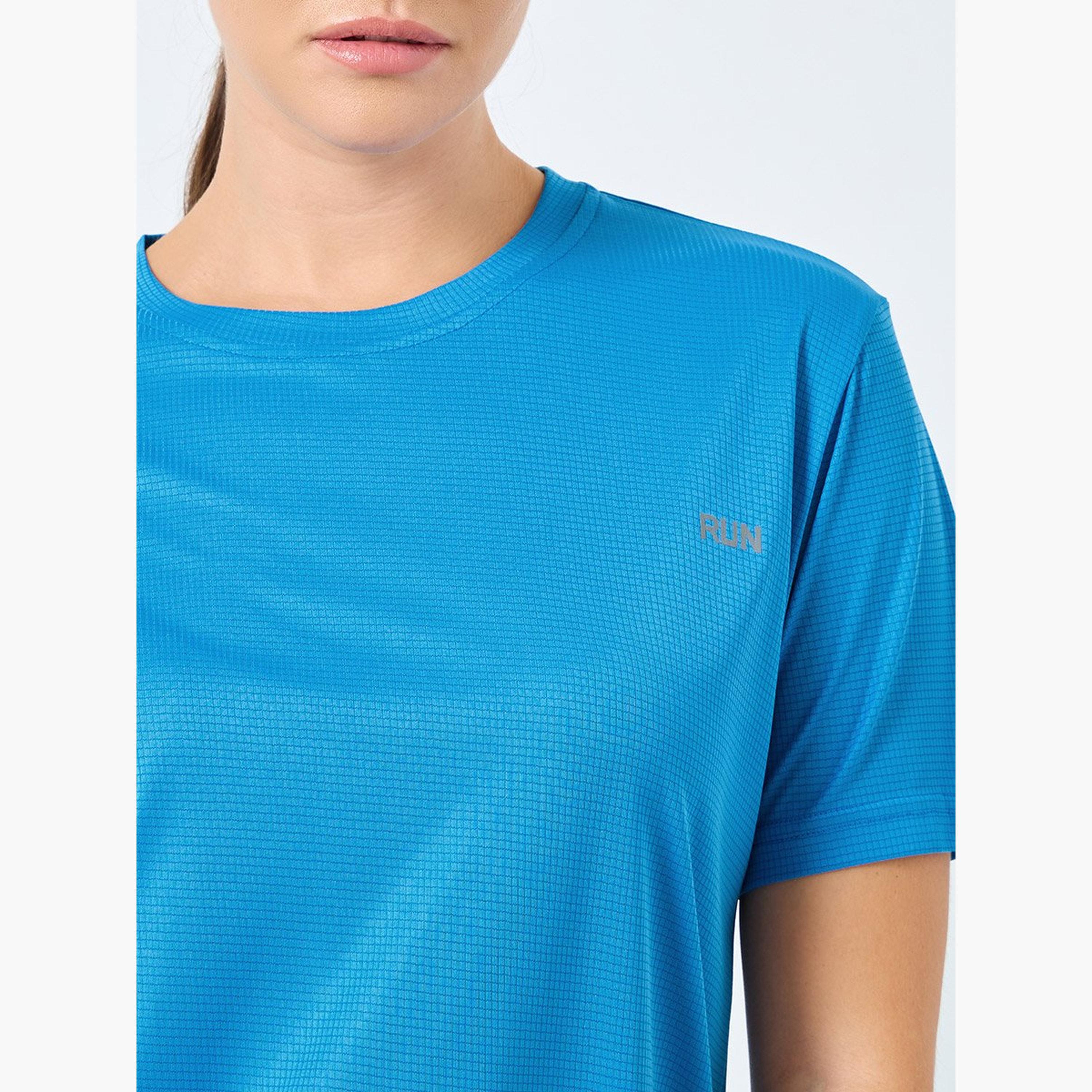 Styli Reflective Text Basic Short Sleeves Top-women-clothing-sportswearandactivewear-tshirtsandvests-image-4