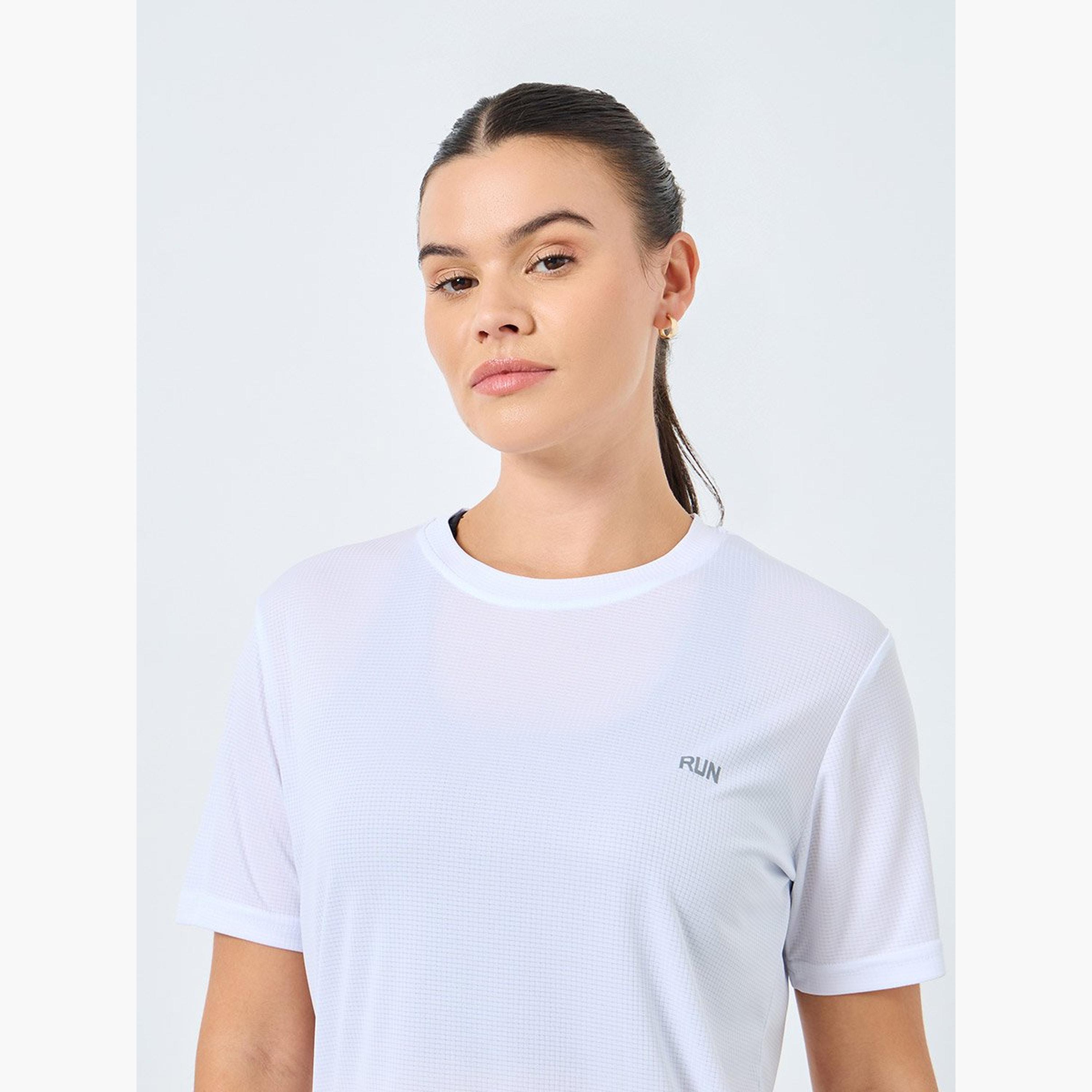 Styli Reflective Text Basic Short Sleeves Top-women-clothing-sportswearandactivewear-tshirtsandvests-image-3