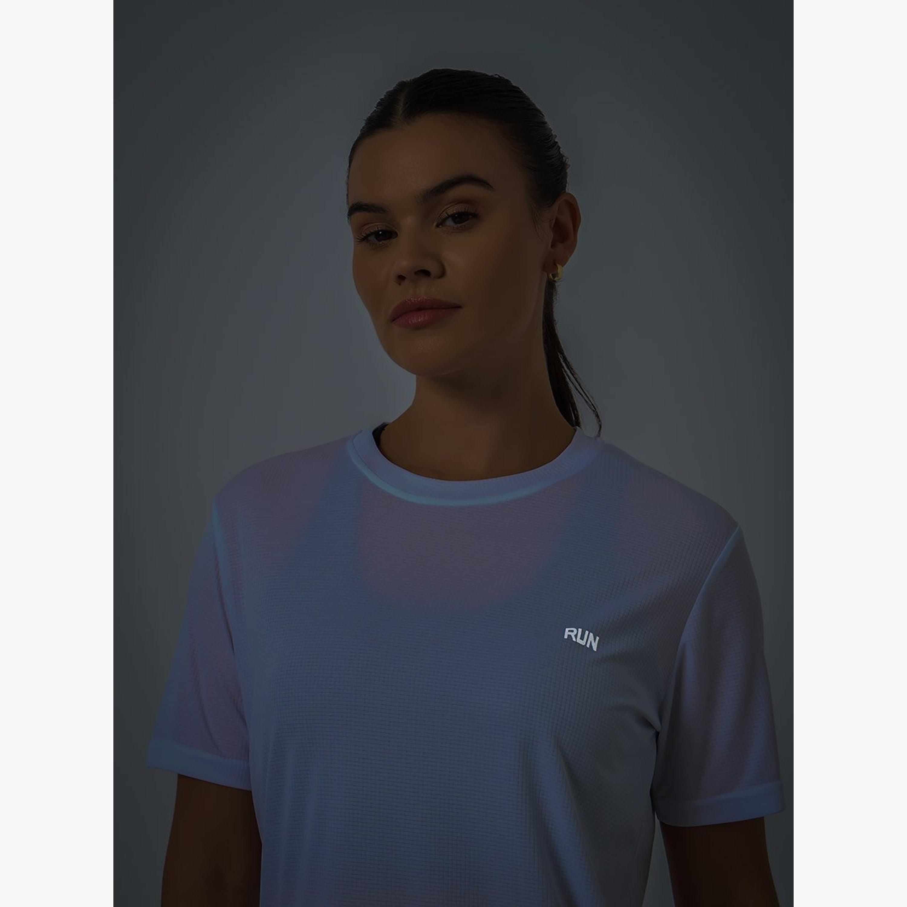 Styli Reflective Text Basic Short Sleeves Top-women-clothing-sportswearandactivewear-tshirtsandvests-image-4