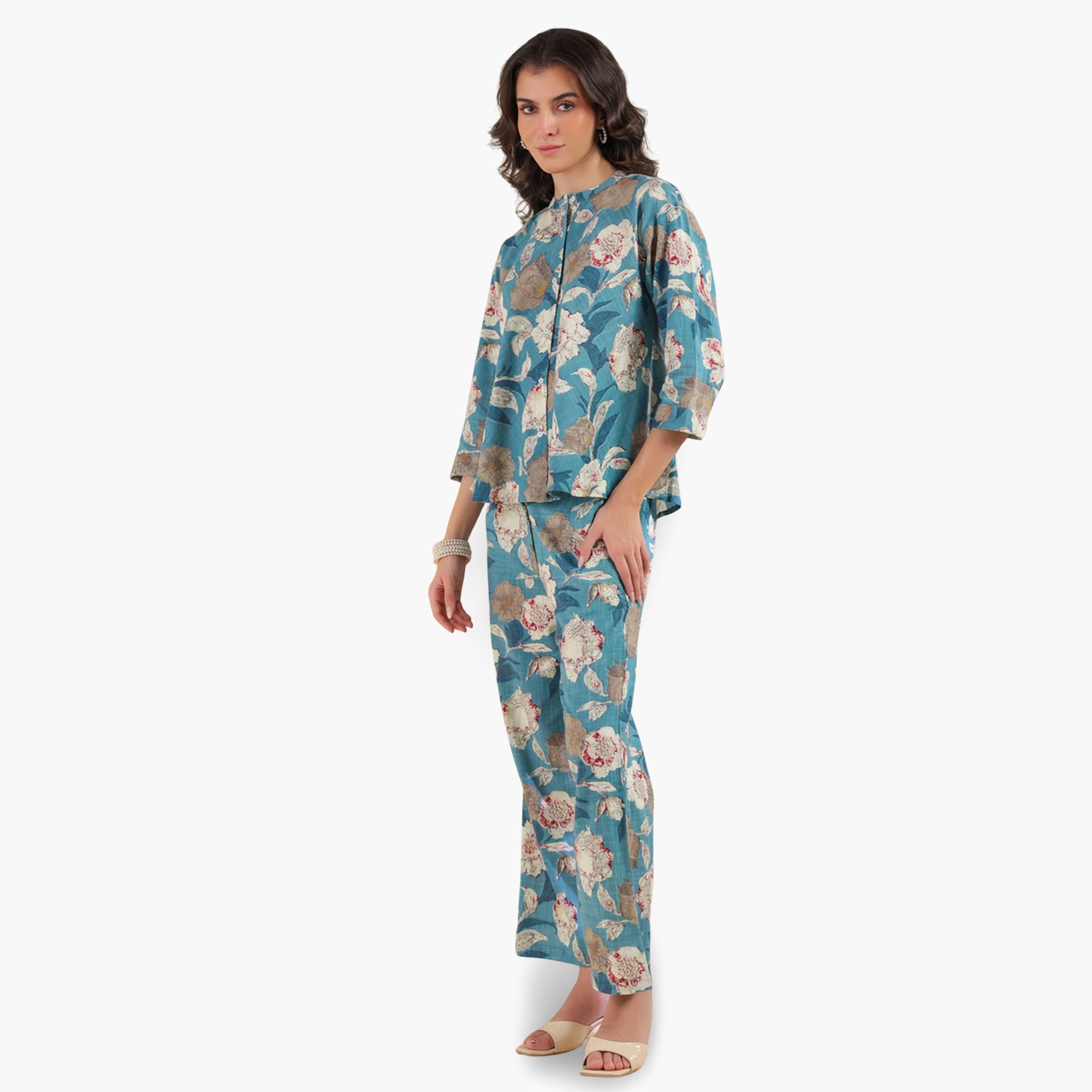 طقم نسائي من بلوزة بياقة ماندارين وبنطال-women-clothing-coordsets-image-4