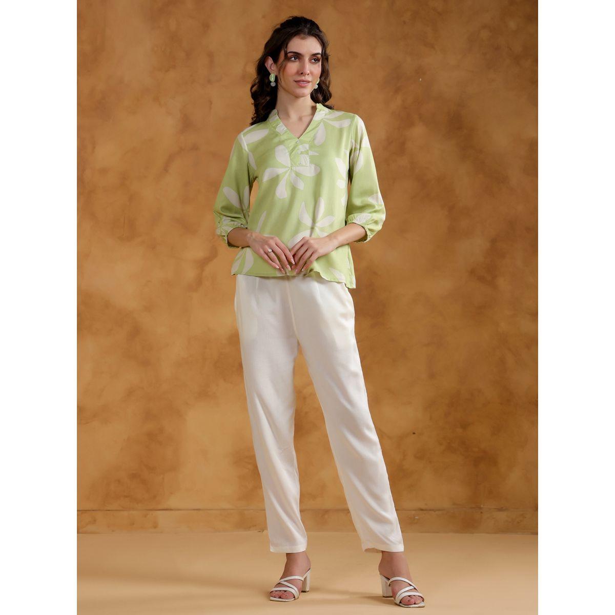 طقم منسق من بنطال وبلوزة بطبعة زهور-women-clothing-coordsets-image-1
