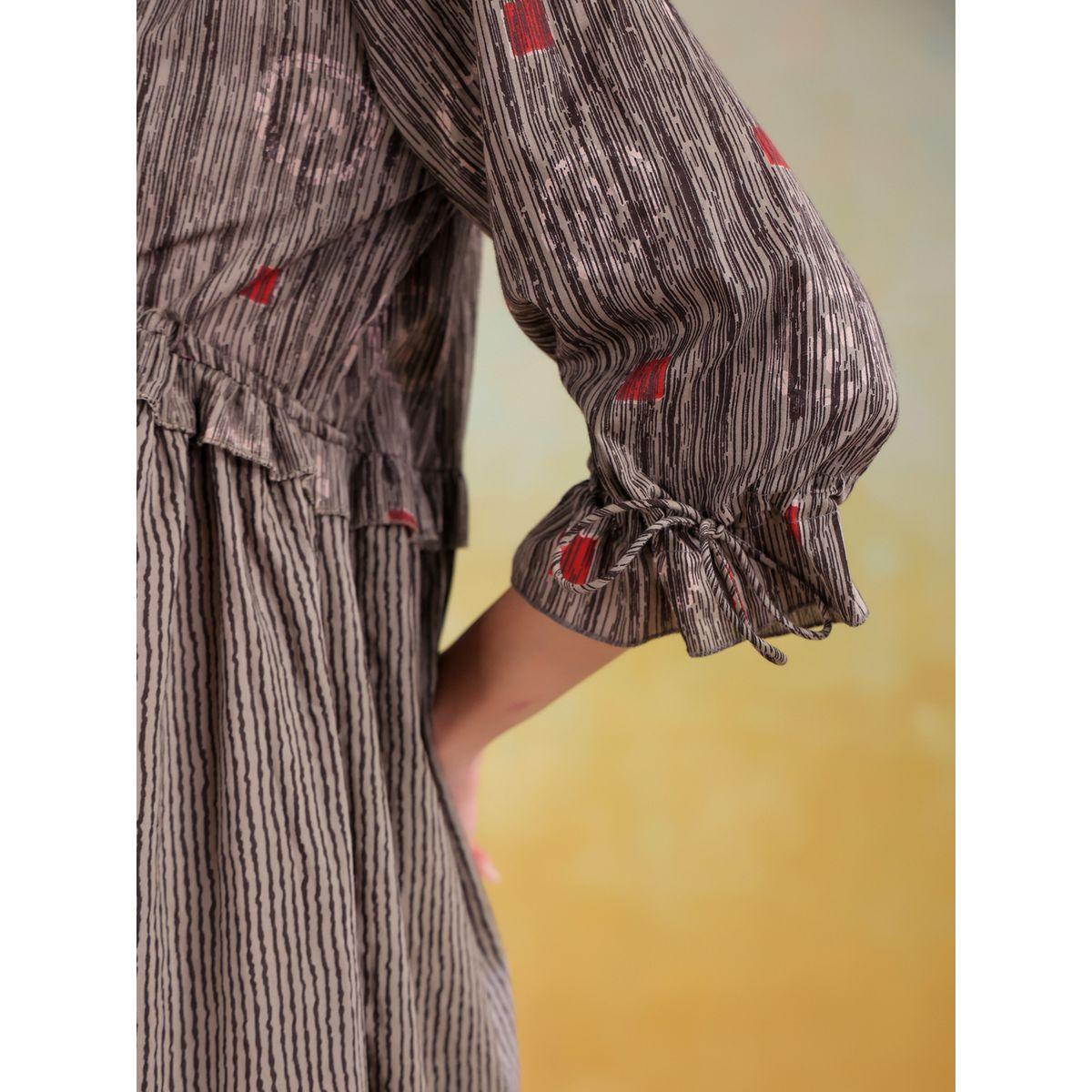فستان ميدي مطبع بياقة وحافة واسعة-women-clothing-dresses-image-6