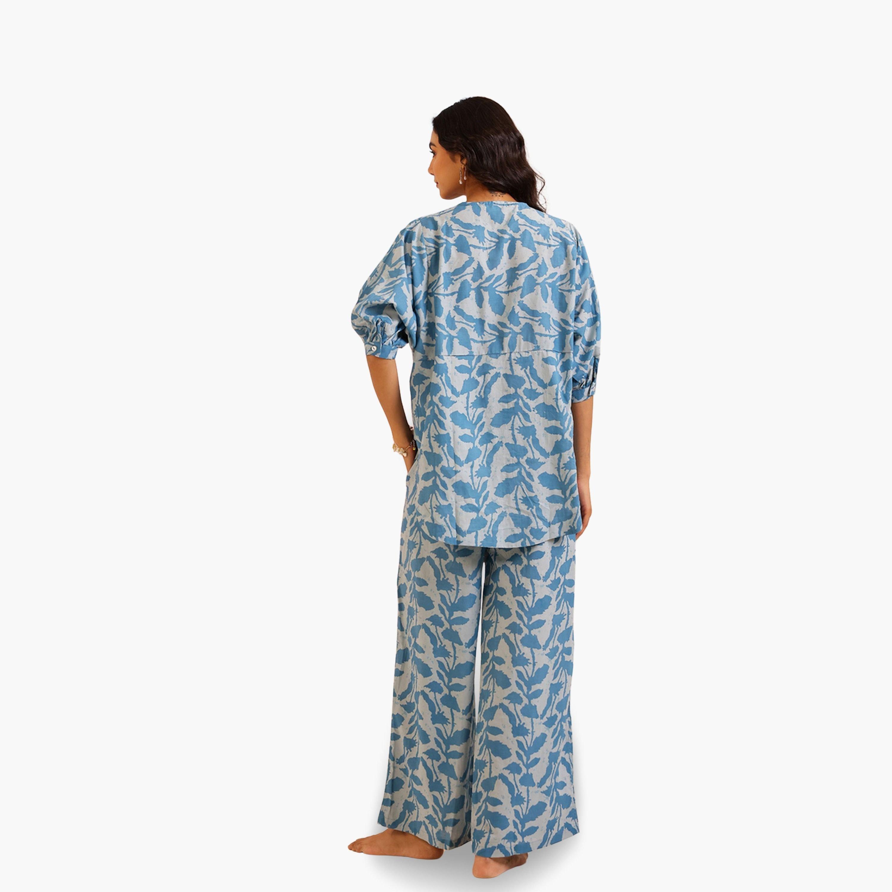 طقم بيجاما نسائي من بلوزة وبنطال قطن بطبعة زهور-women-clothing-nightwear-pyjamas-longsets-image-2