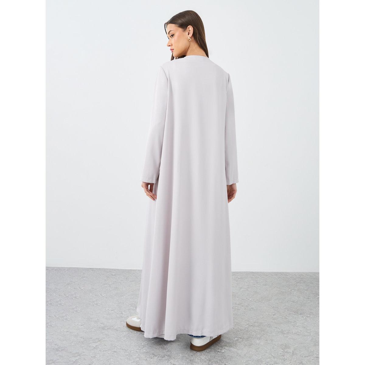 Amirah X Styli Front Open Abaya with Mock Flap Pockets-women-arabicclothing-abayas-image-5