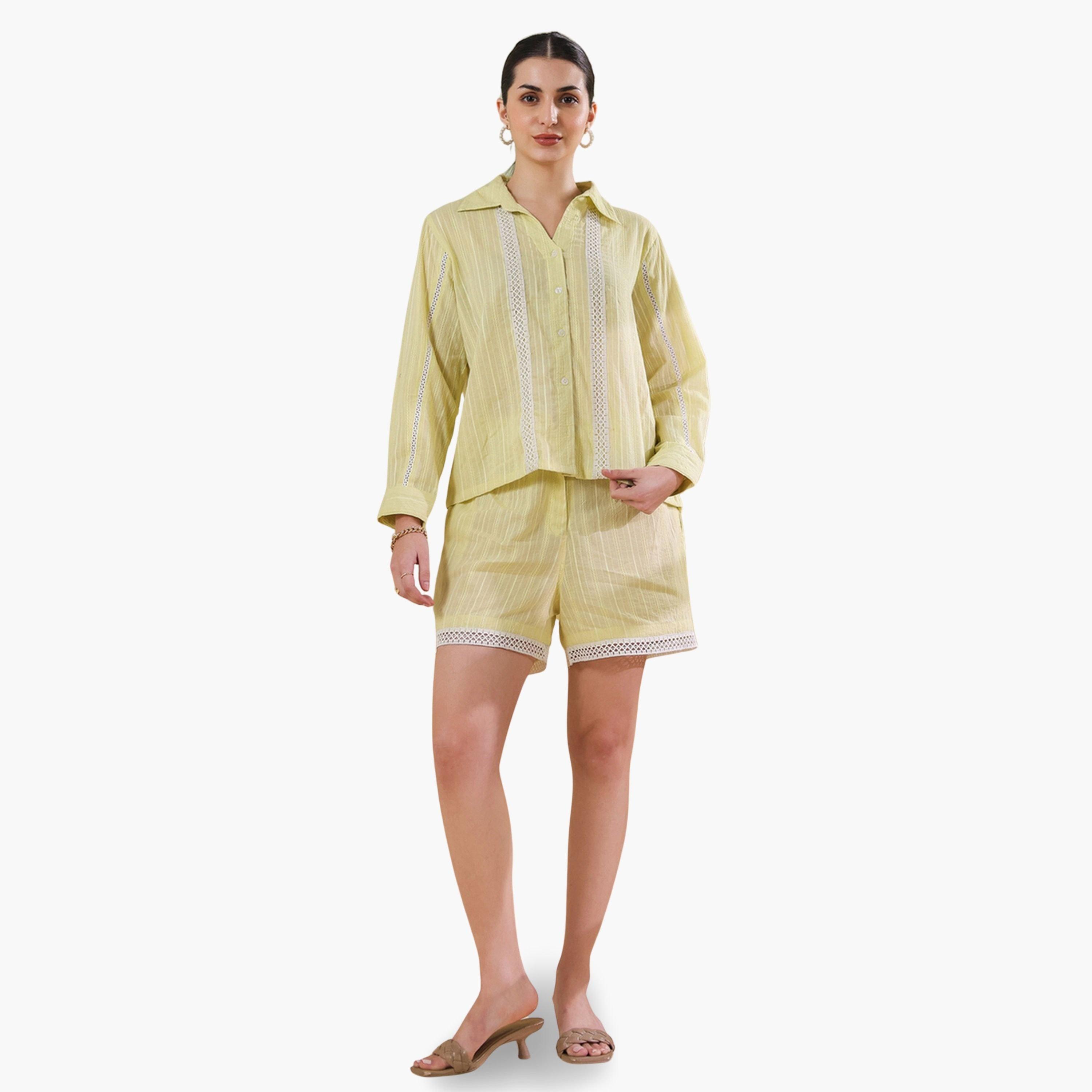 طقم نسائي من قميص مخطط وشورت قطن خالص-women-clothing-coordsets-image-2