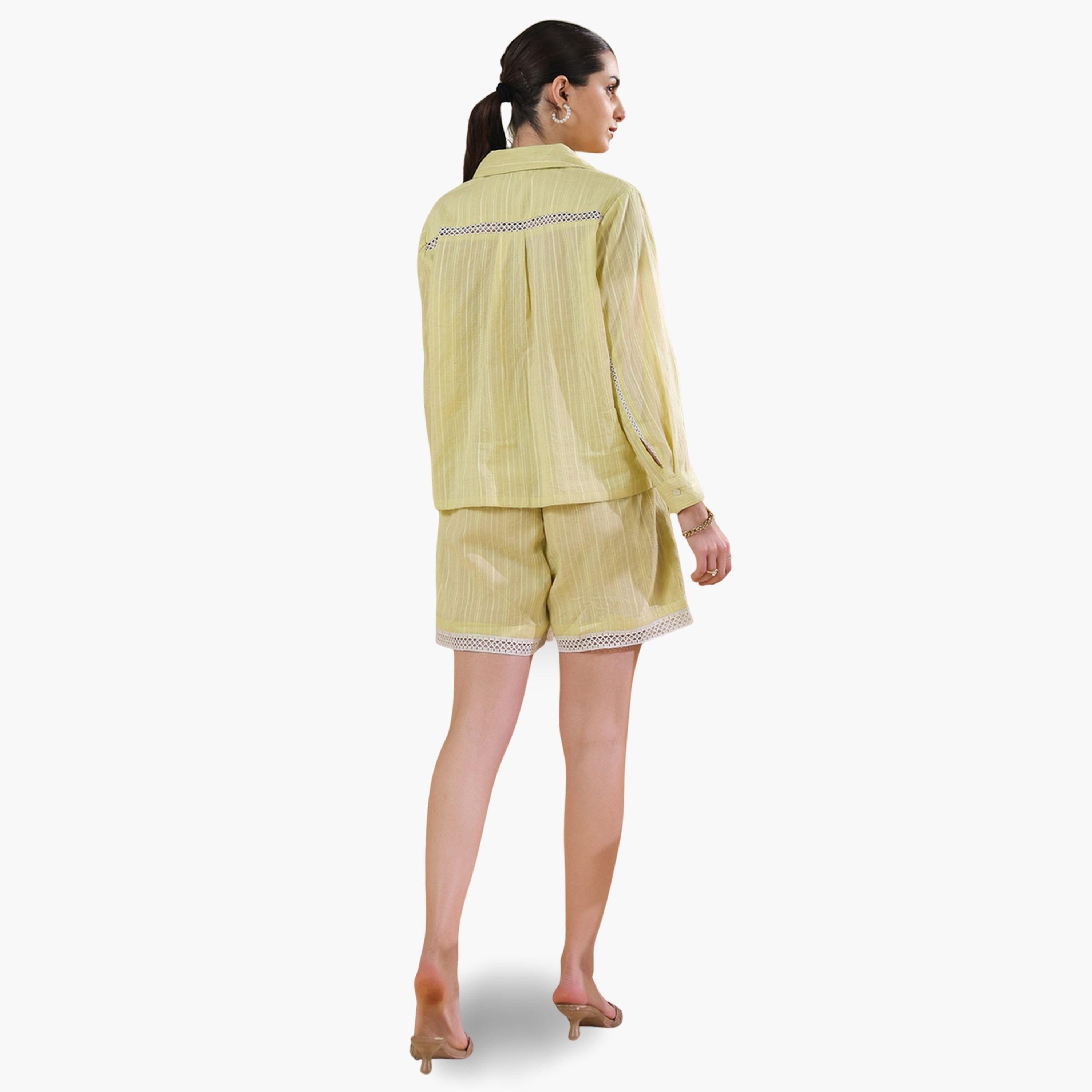 طقم نسائي من قميص مخطط وشورت قطن خالص-women-clothing-coordsets-image-3