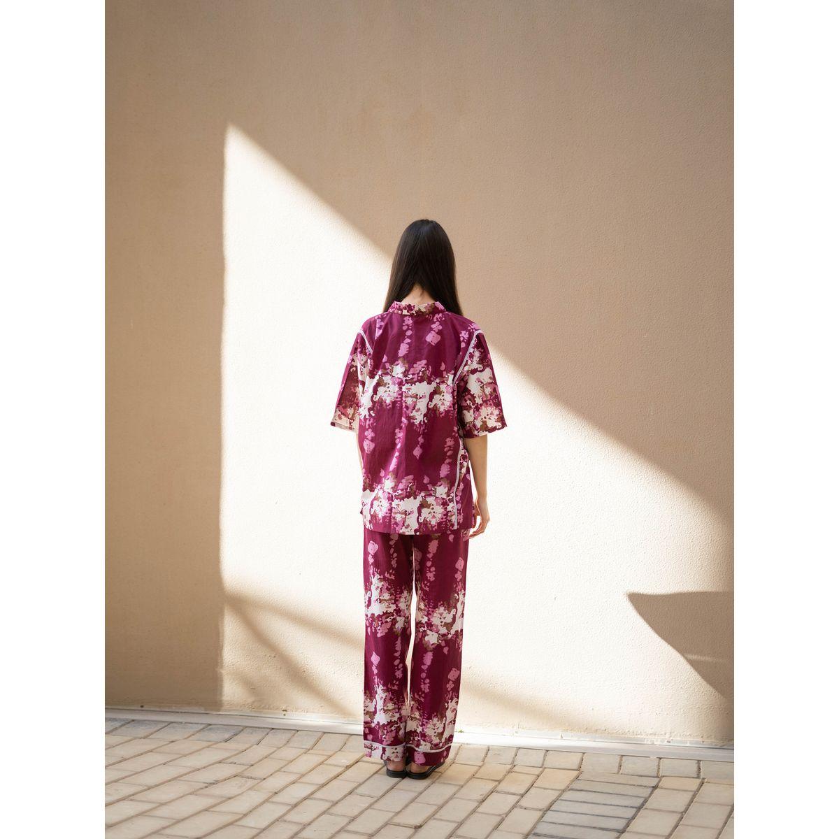 طقم بيجاما من بنطال وبلوزة قطن بطبعات-women-clothing-nightwear-pyjamas-longsets-image-3