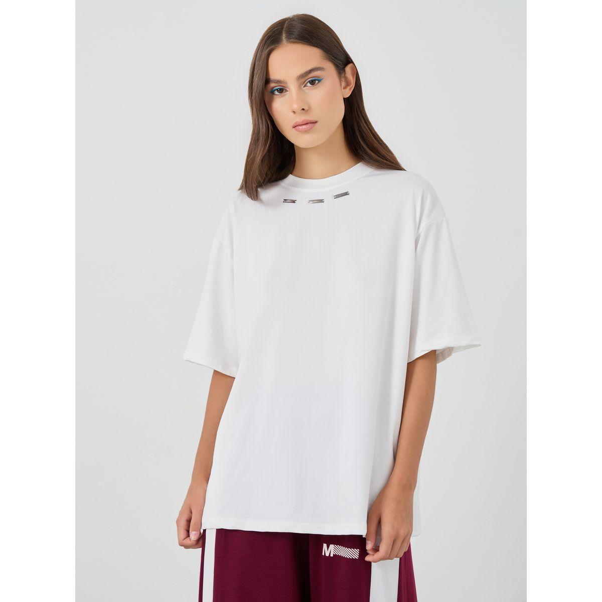 Styli Embellished Neck Oversized T-Shirt-women-clothing-tshirts-image-5