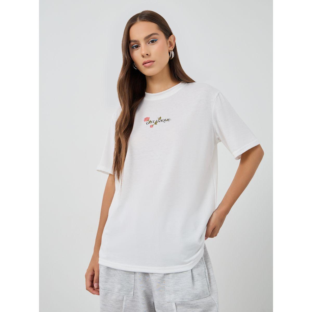 تيشيرت بقصة عادية وطبعة كتابة-women-clothing-tshirts-image-1
