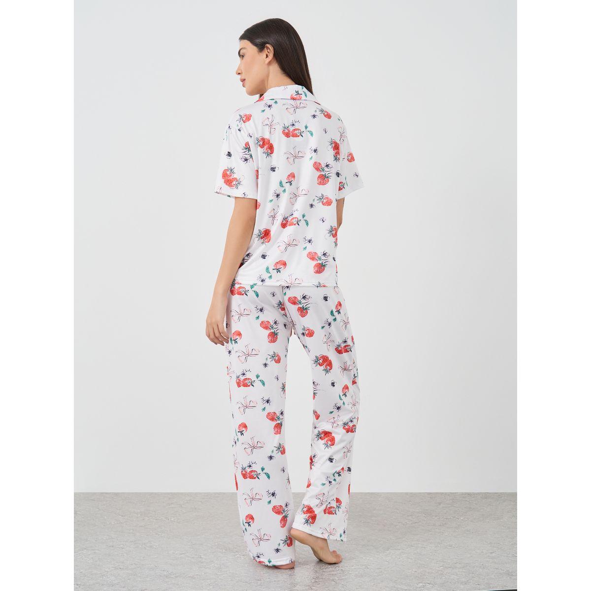 Styli Strawberry Printed Short Sleeve Shirt and Pyjama Set-women-clothing-nightwear-pyjamas-longsets-image-4