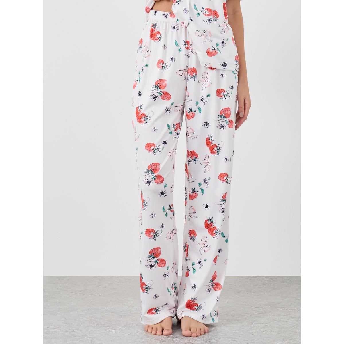 Styli Strawberry Printed Short Sleeve Shirt and Pyjama Set-women-clothing-nightwear-pyjamas-longsets-image-5