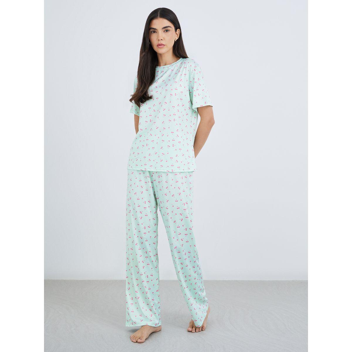 طقم من بنطال بيجاما وبلوزة بطبعة كرز-women-clothing-nightwear-pyjamas-longsets-image-1