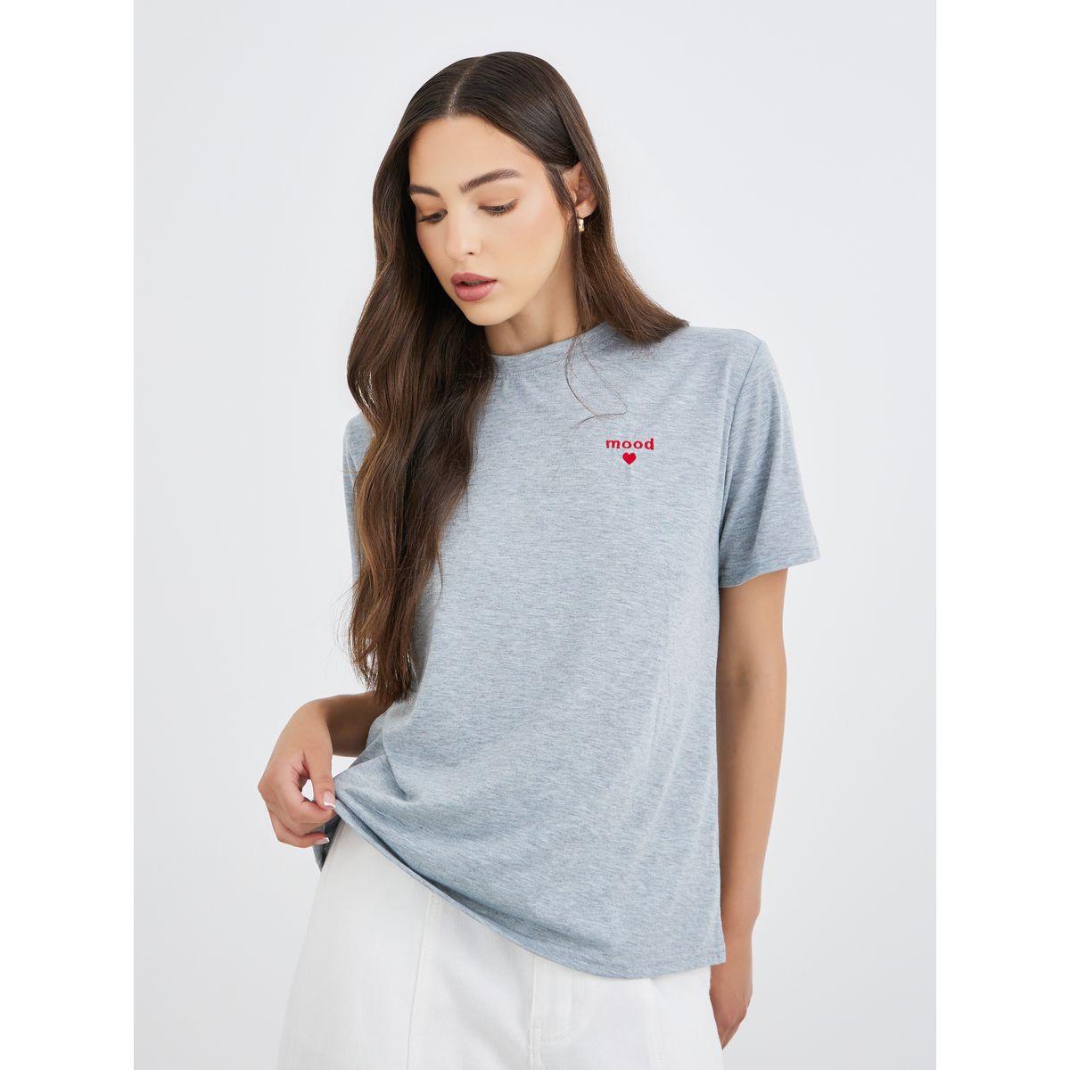 تيشيرت مُطرّز بياقة دائرية-women-clothing-tshirts-image-1