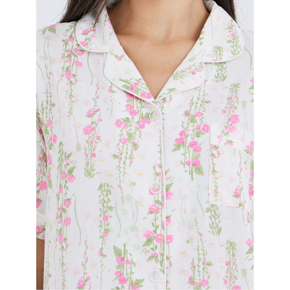 طقم من بنطال بيجاما وشورت مع بلوزة بطبعة زهور-women-clothing-nightwear-pyjamas-longsets-image-4