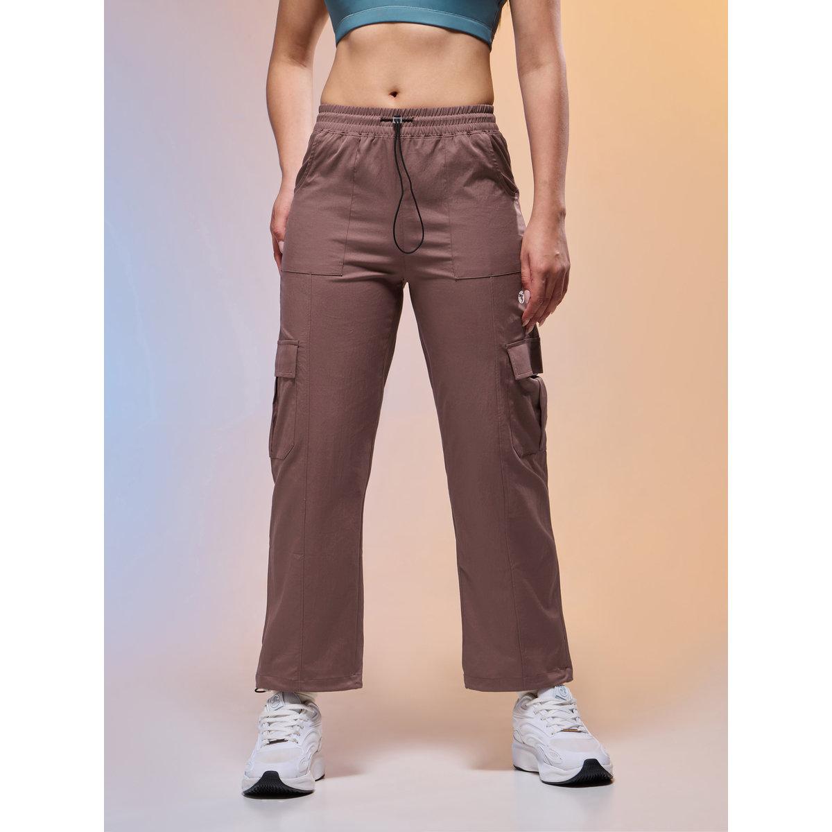 بنطال كارجو بقصة سليم فيت-women-clothing-sportswearandactivewear-bottoms-image-2