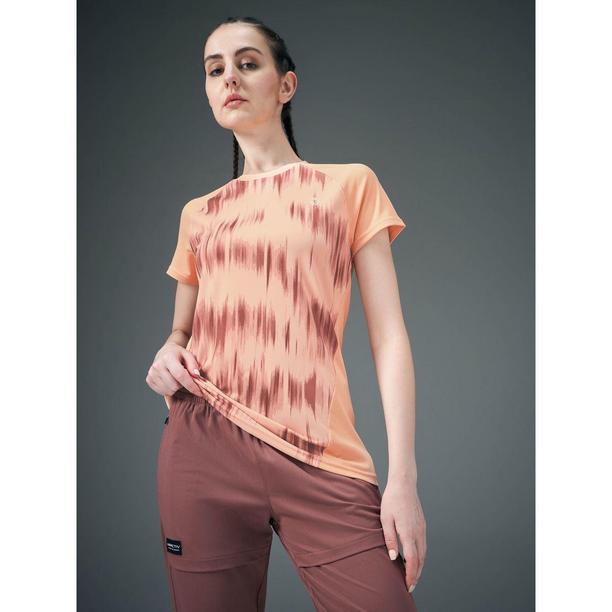 بلوزة بقصة سليم فيت وأكمام ريجلان-women-clothing-sportswearandactivewear-tshirtsandvests-image-1