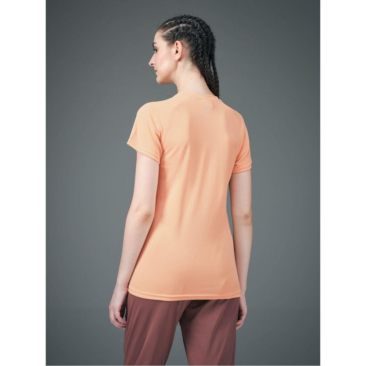 بلوزة بقصة سليم فيت وأكمام ريجلان-women-clothing-sportswearandactivewear-tshirtsandvests-image-4