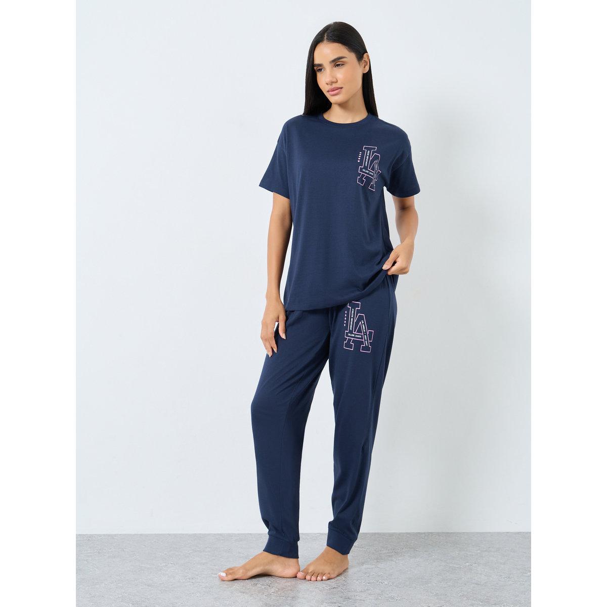 Styli LA Graphic Dropped Shoulder T-Shirt and Pyjama Set-women-clothing-nightwear-pyjamas-longsets-image-2