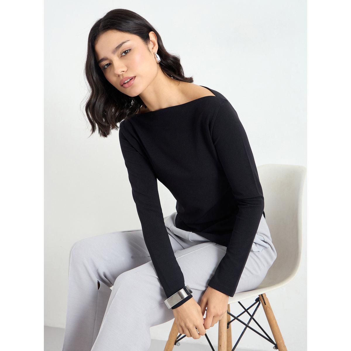 بلوزة محبوكة بحافة غير متماثلة-women-clothing-tshirts-image-1
