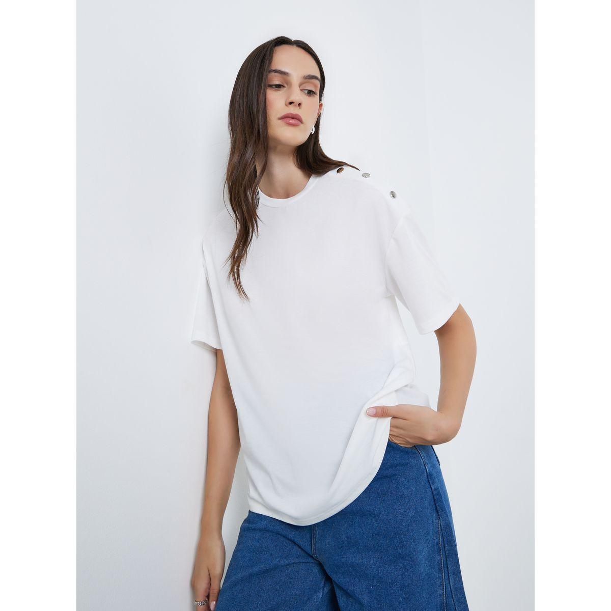 Styli White Oversized T-Shirt with Button Detail-women-clothing-tshirts-image-1
