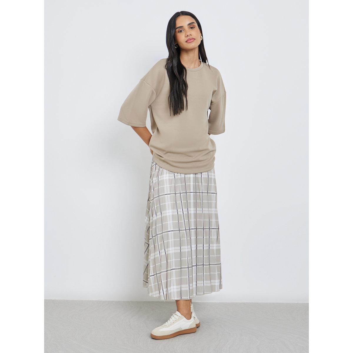 Styli Solid Short Sleeve Oversized T-Shirt-women-clothing-tshirts-image-2