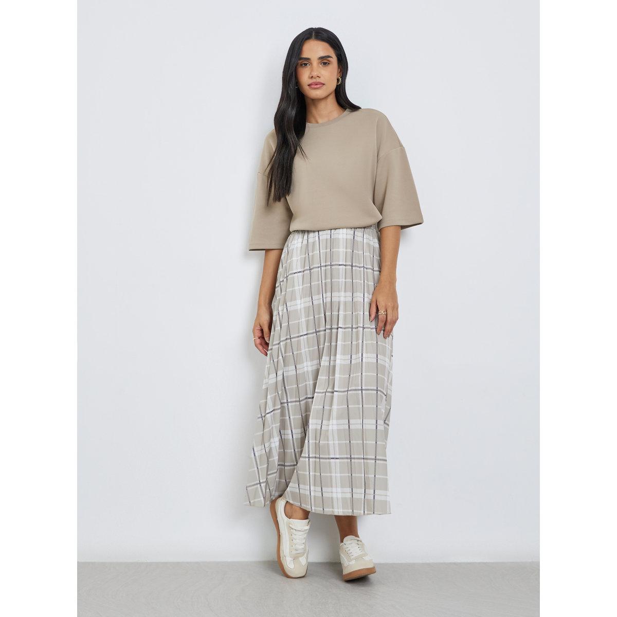 Styli Solid Short Sleeve Oversized T-Shirt-women-clothing-tshirts-image-5