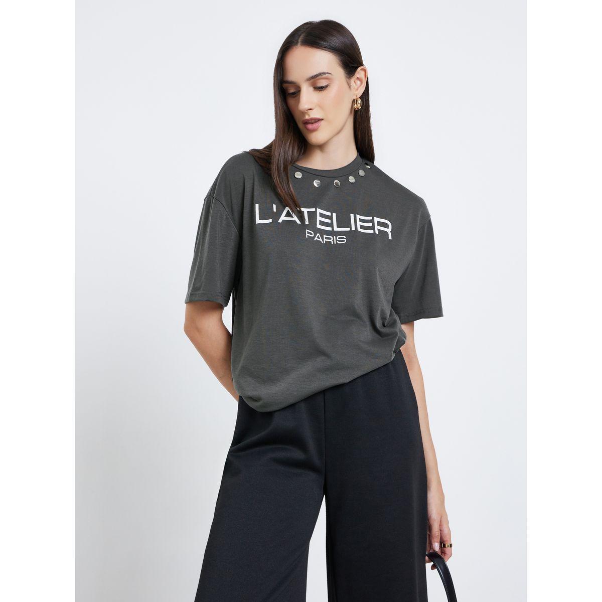 تيشيرت فضفاض بتفاصيل مُنمقة-women-clothing-tshirts-image-1