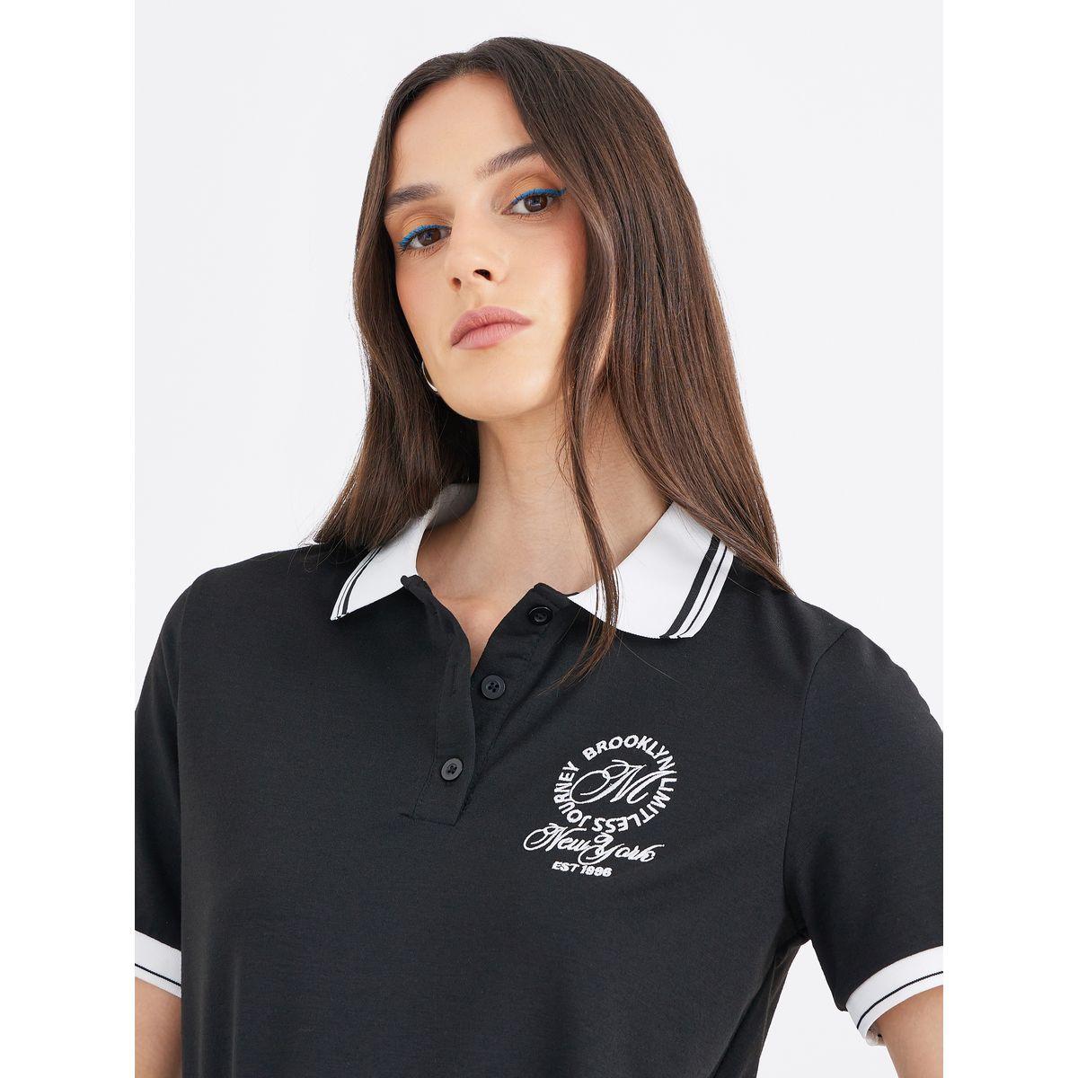 تيشيرت بياقة بولو وتفاصيل مُطرّزة-women-clothing-tshirts-image-4