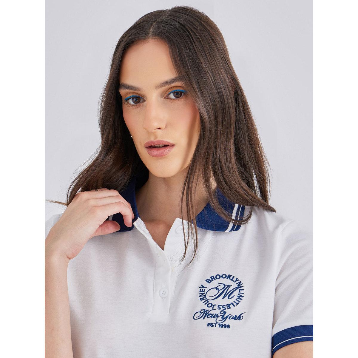 تيشيرت بياقة بولو بتفاصيل مُطرزة-women-clothing-tshirts-image-4