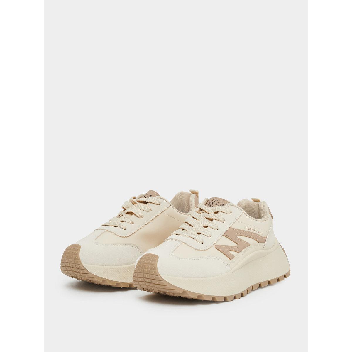 حذاء سنيكرز بنعل شانكي مع أربطة للإغلاق-women-shoes-sneakers-image-3