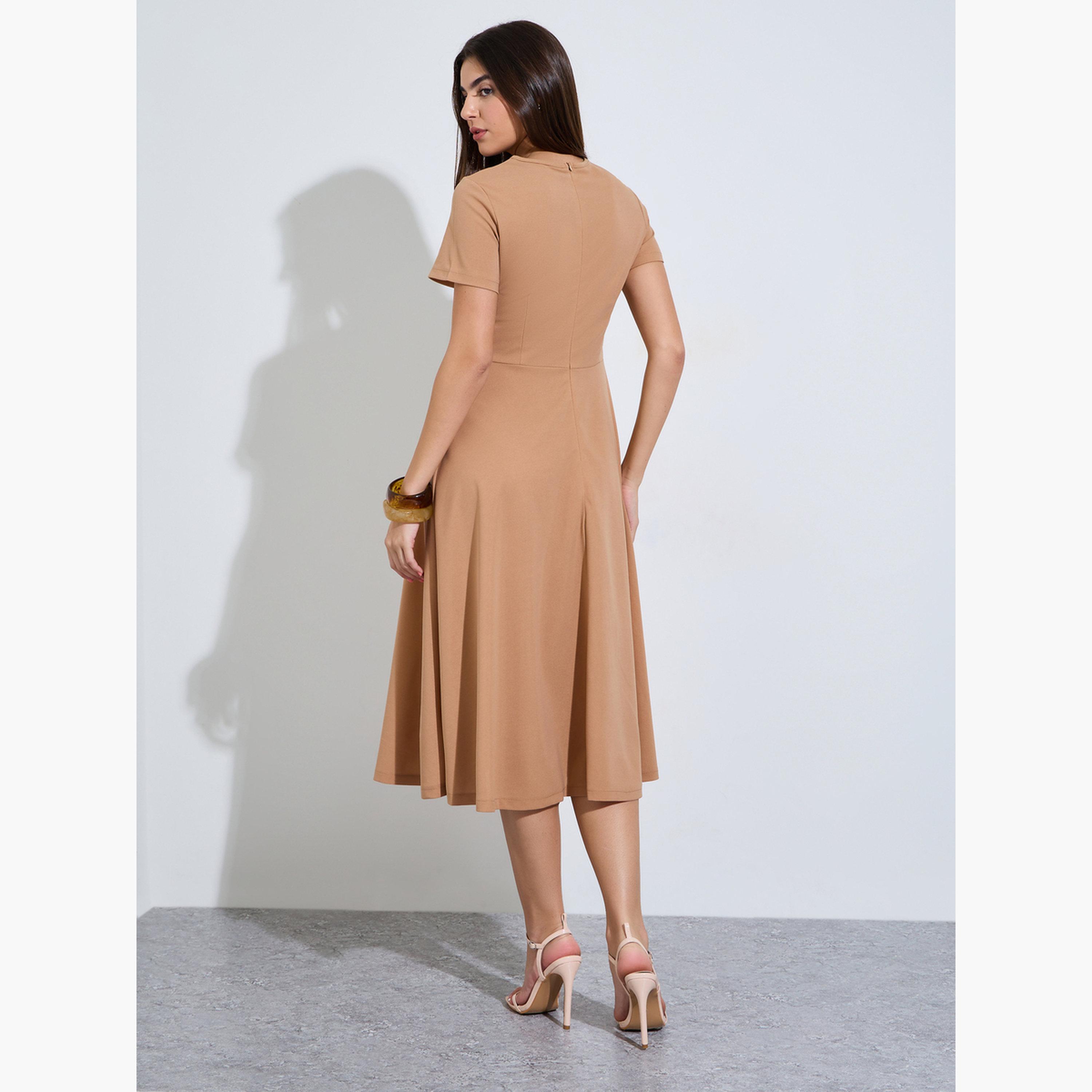 Styli Brown Round Neck Bow Detail Midi Dress-women-clothing-dresses-image-4
