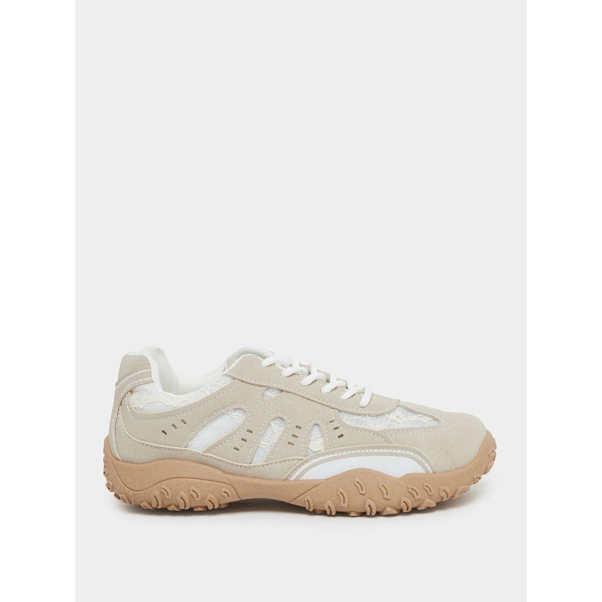 حذاء سنيكرز بتفاصيل دانتيل ورباط غلق-women-shoes-sneakers-image-1