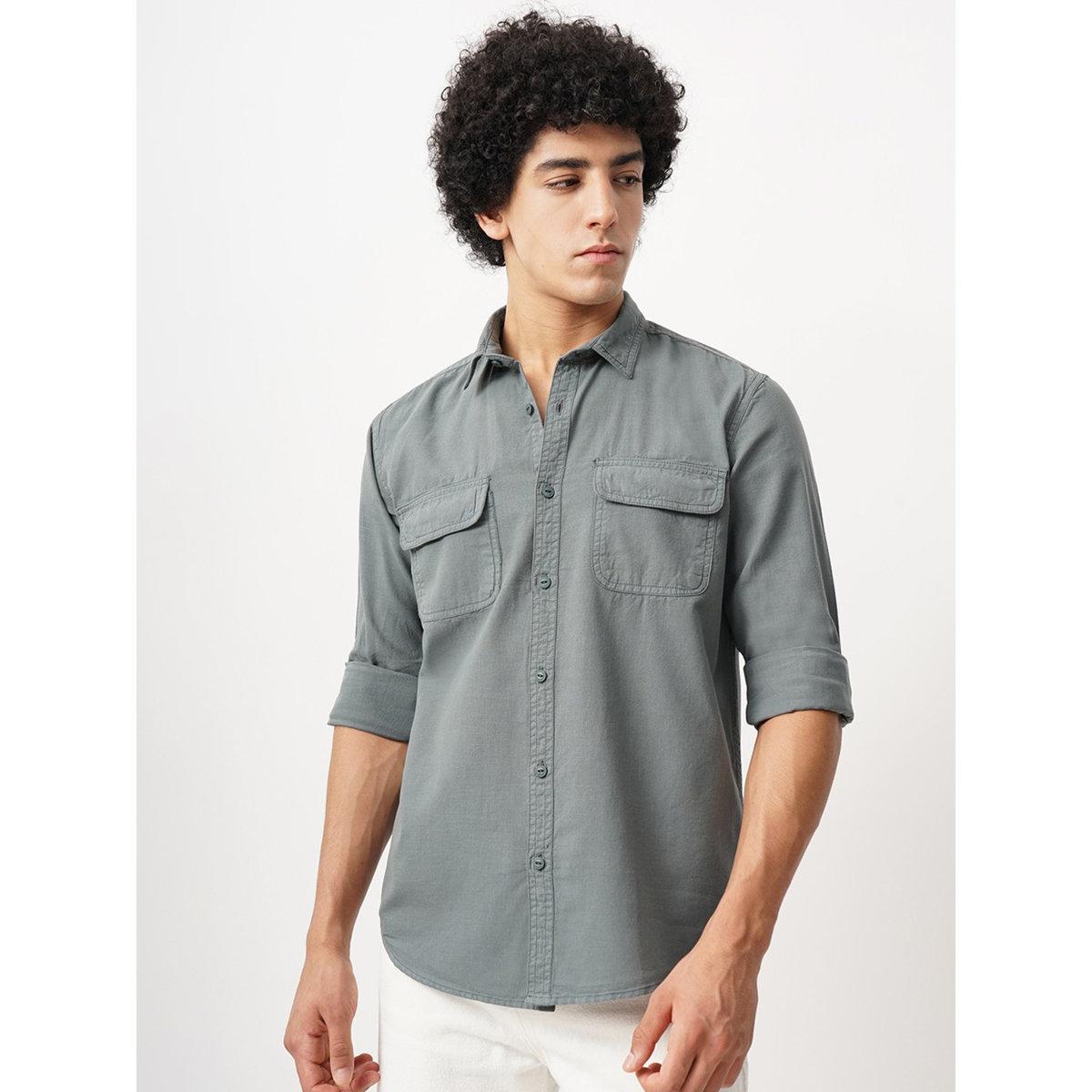 قميص سادة بقصة عادية وجيوب بغطاء-men-clothing-shirts-image-1
