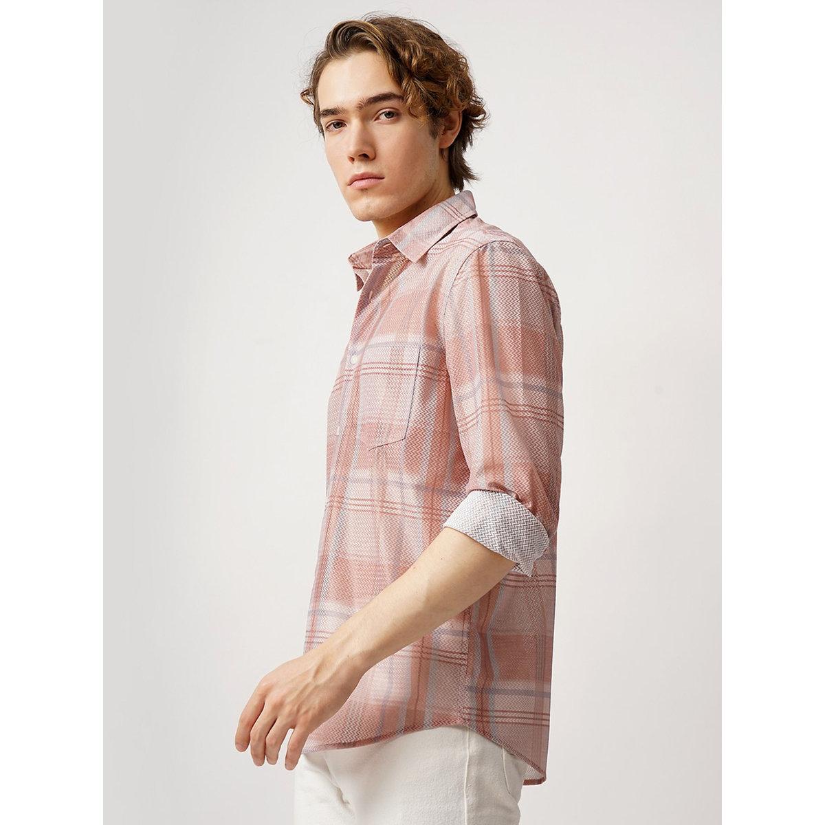 قميص بقصة عادية وجيب على الصدر-men-clothing-shirts-image-3