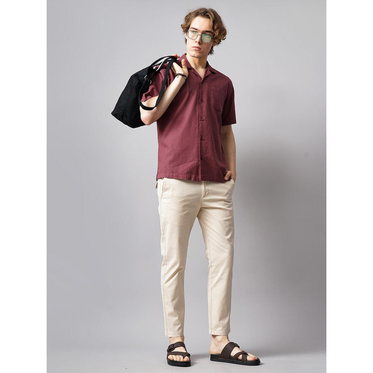 قميص سادة بقصة عادية وأكمام قصيرة-men-clothing-shirts-image-6