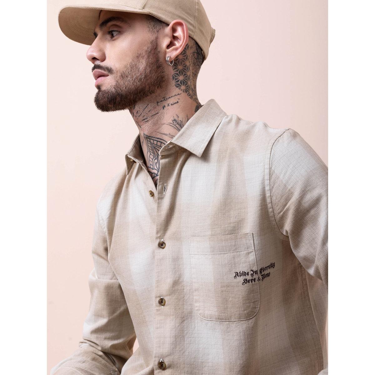 قميص بطبعة مربعات وأكمام طويلة-men-clothing-shirts-image-7
