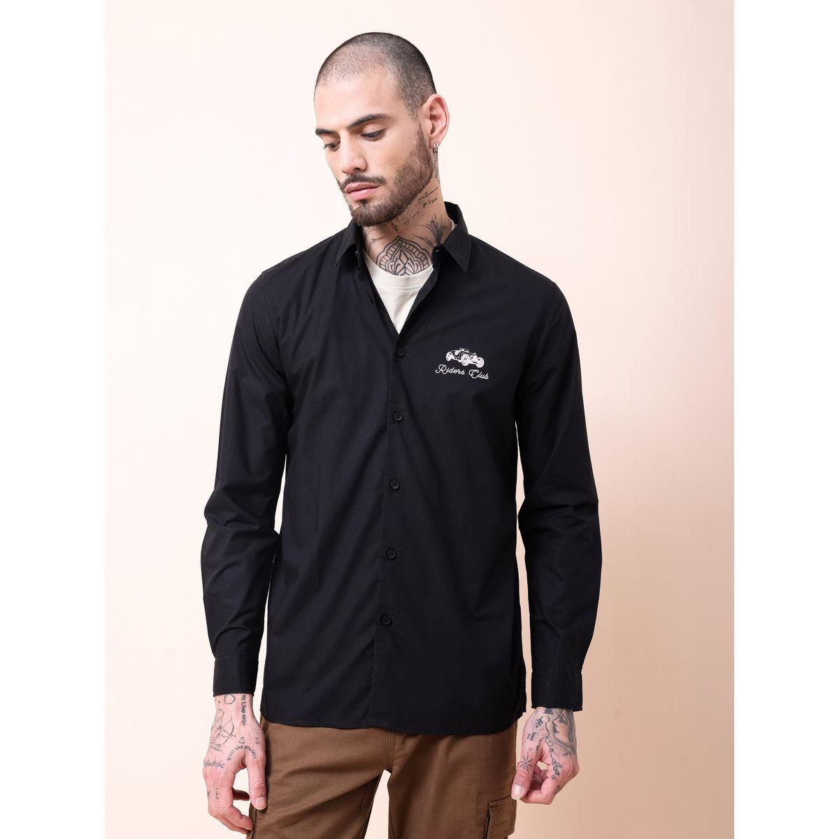 قميص بقصة عادية وطبعة كتابة-men-clothing-shirts-image-1