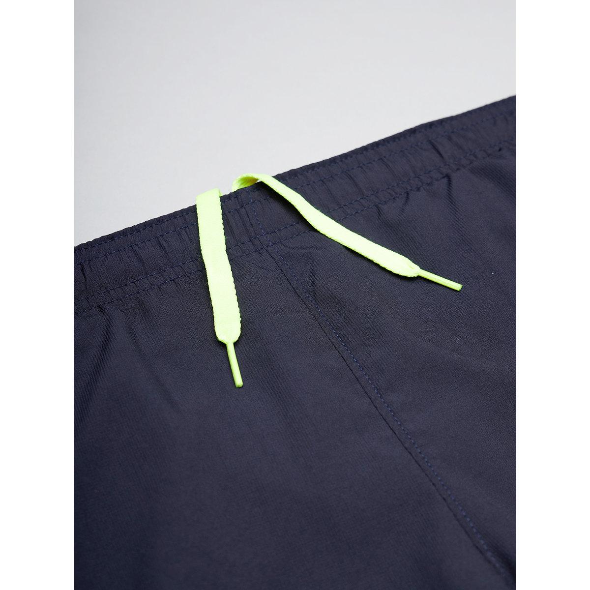 شورت سادة بقصة سليم فيت-sports-men-clothing-bottoms-shorts-image-1